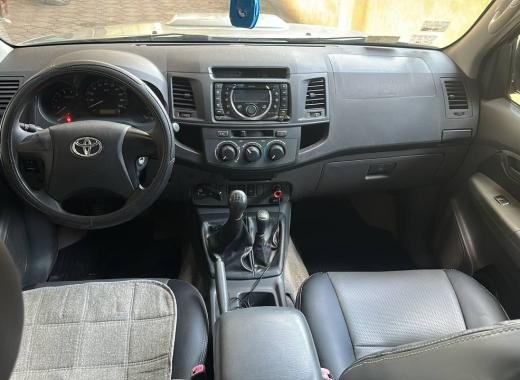 PICK-UP BY 7449 RB HILLUX (pour une location au sud du Bénin)